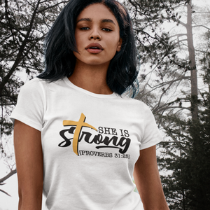 She is Strong - T-shirt